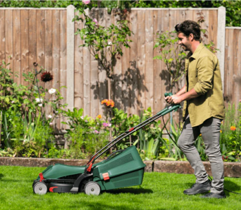 Mașină de tuns gazonul electrică BOSCH UniversalRotak 37-550 1400w 370mm photo 1